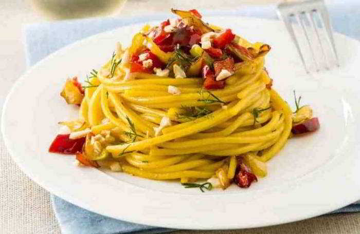 Spaghetti ai Peperoni_700x456