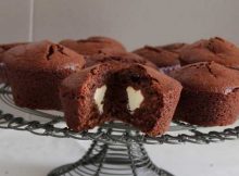 Muffin al cioccolato e formaggio fresco
